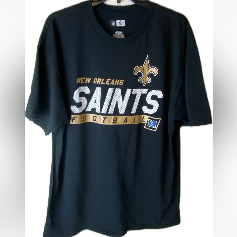 New Orleans Saints Black and Gold NFL TEAM APPAREL Tee Shirt